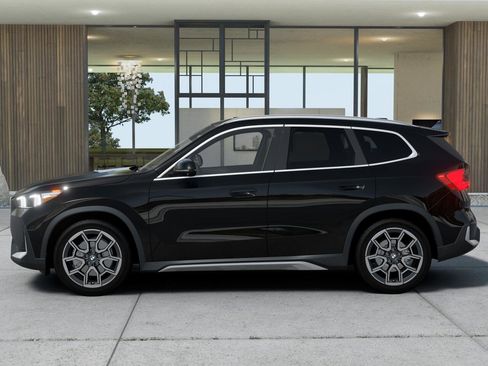 New 2026 BMW X1 xDrive28i AWD/4WD image 4