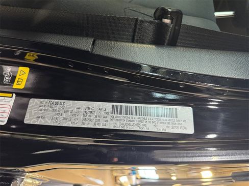 Used 2020 Jeep Wrangler Unlimited Sport S image 31