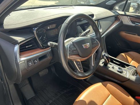 Certified 2024 Cadillac XT5 Premium Luxury AWD/4WD image 11