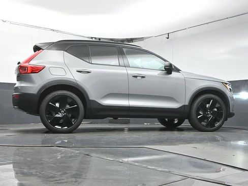 New 2026 Volvo XC40 B5 Ultra w/ Protection Package Premier AWD/4WD image 39