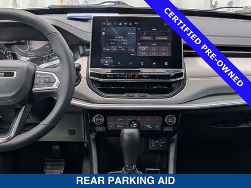 Used 2026 Jeep Compass Limited image 19