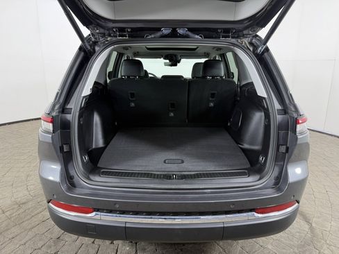 Used 2022 Jeep Grand Cherokee Limited 4xe w/ Luxury Tech Group II image 7