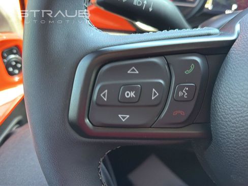 Used 2025 Jeep Wrangler Unlimited Sport AWD/4WD image 4