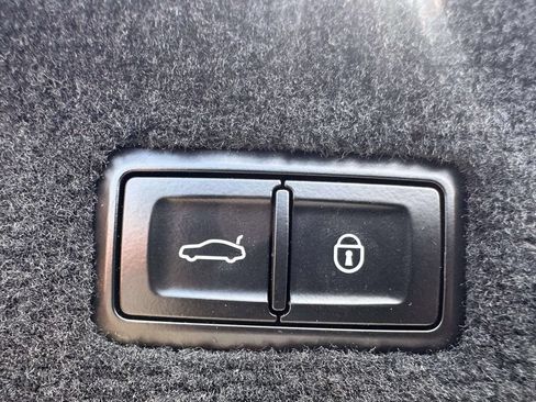 Used 2020 Bentley Continental GT AWD/4WD image 12