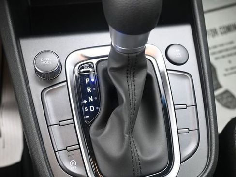 Used 2023 Hyundai Kona SEL AWD/4WD image 13