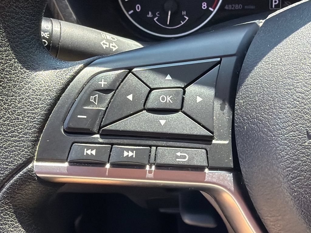 Used 2024 Nissan Sentra SV FWD image 24