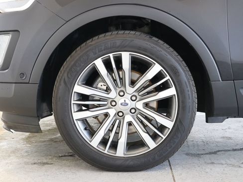 Used 2017 Ford Explorer Platinum AWD/4WD image 54