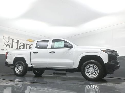 New 2026 Chevrolet Colorado W/T image 2