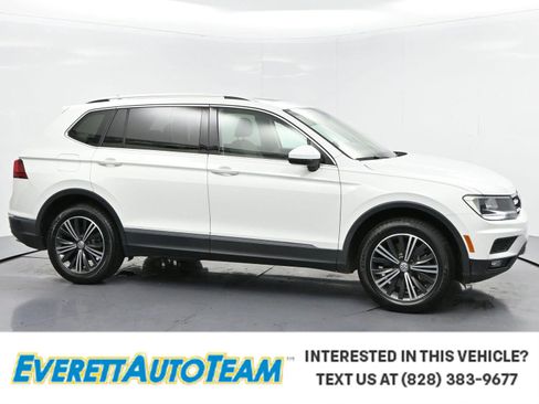 Used 2019 Volkswagen Tiguan SEL FWD image 1