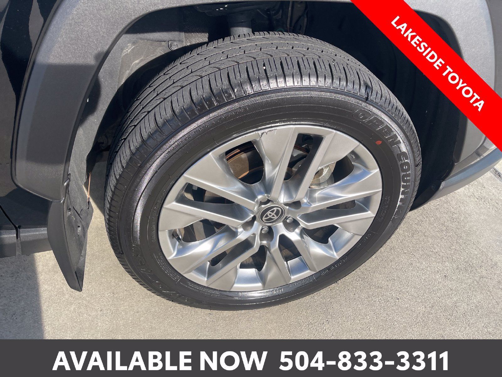 Used 2025 Toyota RAV4 XLE Premium FWD image 11