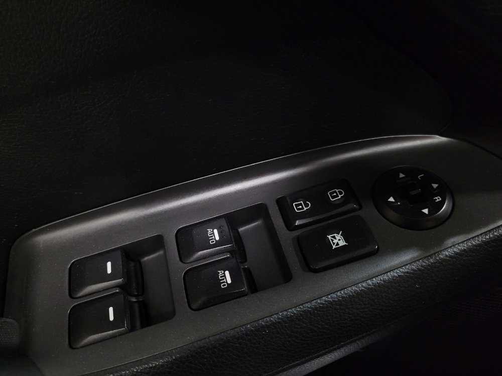 Used 2017 Kia Forte LX FWD image 27