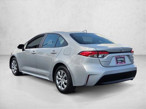 Used 2024 Toyota Corolla LE image 8