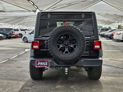 Used 2021 Jeep Wrangler Unlimited Sport AWD/4WD image 5