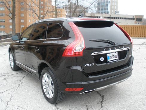 Used 2016 Volvo XC60 T5 Premier image 8