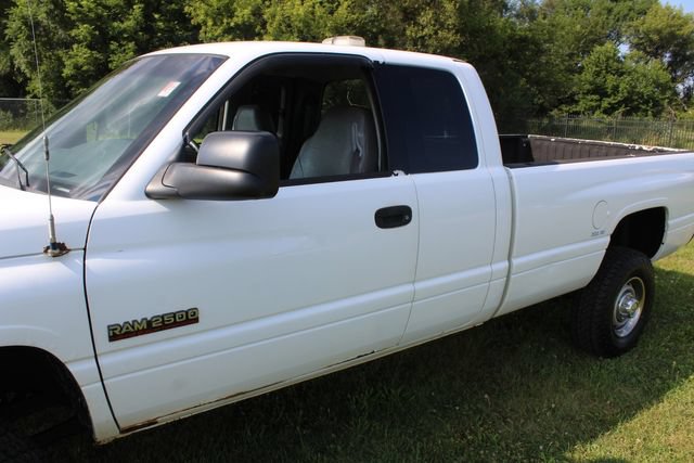 Used 2001 Dodge Ram 2500 Truck 4x4 Quad Cab image 14