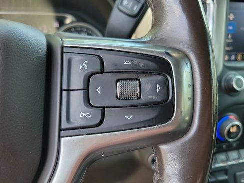 Used 2020 Chevrolet Silverado 1500 LTZ w/ LTZ Premium Package AWD/4WD image 19