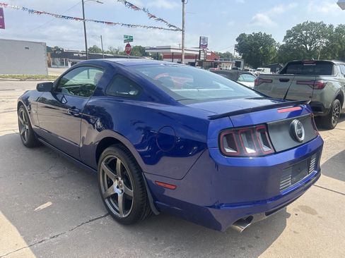 Used 2013 Ford Mustang GT RWD image 5