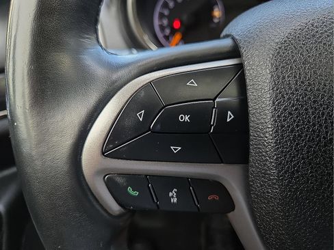 Used 2018 Jeep Grand Cherokee High Altitude AWD/4WD image 19