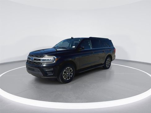 Used 2024 Ford Expedition Max XLT RWD image 10