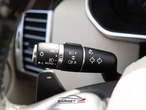 Used 2022 Land Rover Range Rover Westminster Edition image 30