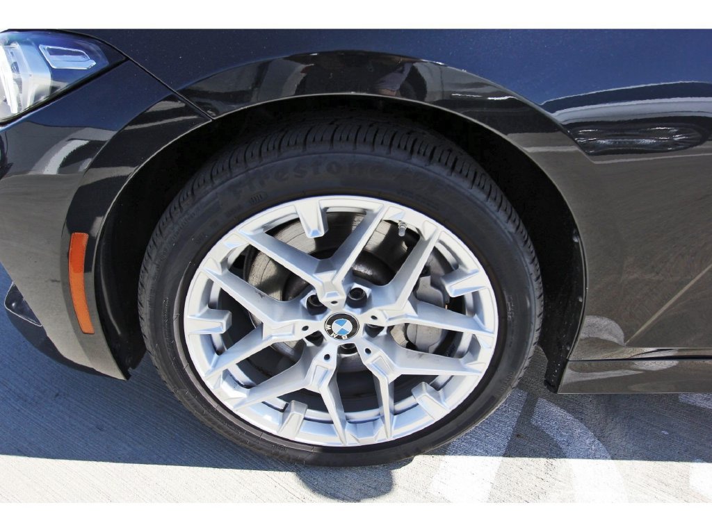 Used 2025 BMW 330i Sedan RWD image 30