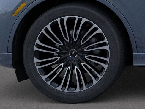 New 2026 Lincoln Aviator Black Label w/ Dynamic Handling Package image 19