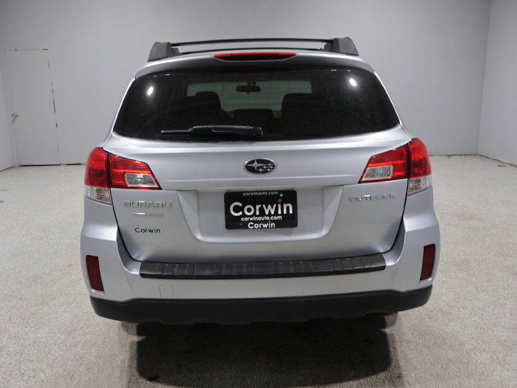 Used 2013 Subaru Outback 2.5i Premium w/ All-Weather Pkg AWD/4WD image 9