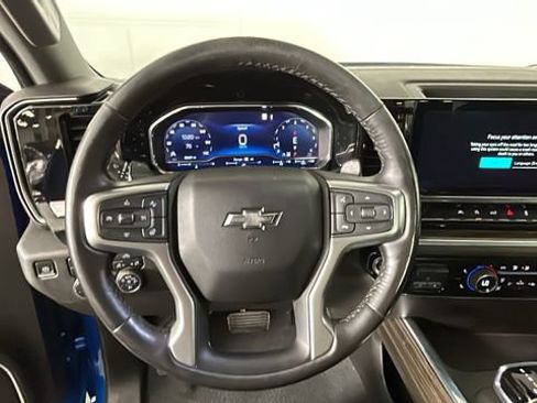 Used 2022 Chevrolet Silverado 1500 RST w/ Convenience Package II AWD/4WD image 14