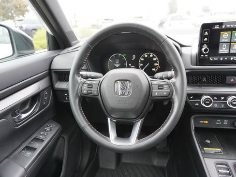 Used 2025 Honda CR-V Sport-L image 16
