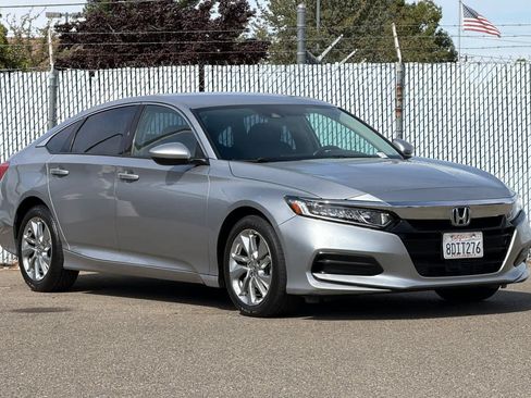 Used 2018 Honda Accord LX image 7