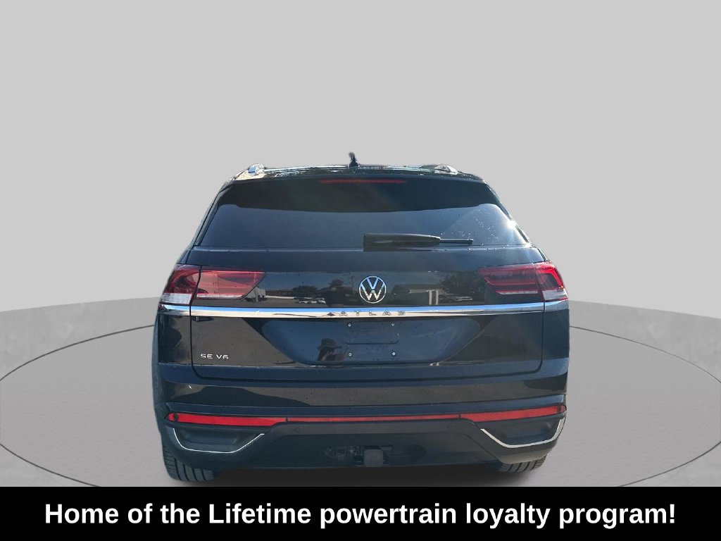 Used 2023 Volkswagen Atlas Cross Sport SE w/ Panoramic Sunroof Package FWD image 5