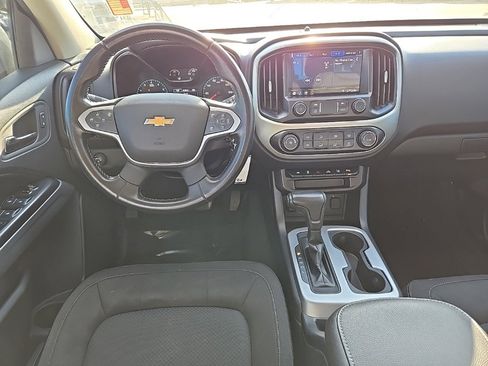 Used 2021 Chevrolet Colorado LT w/ Safety Package image 15