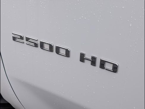 Used 2024 Chevrolet Silverado 2500 LT image 20