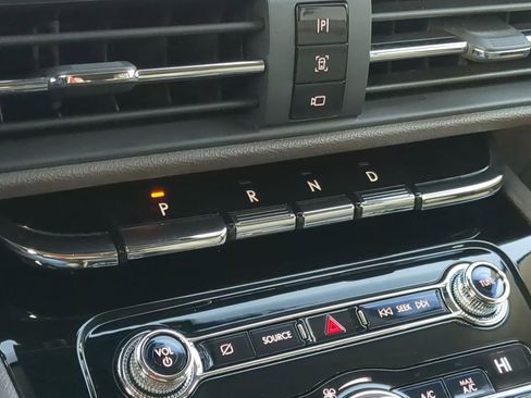 Used 2020 Lincoln Corsair AWD w/ Equipment Group 101A image 29