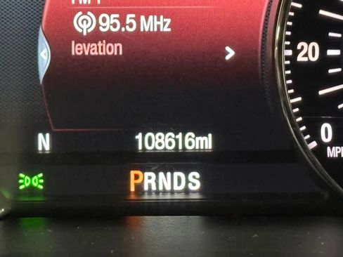 Used 2018 Ford Explorer Platinum AWD/4WD image 16