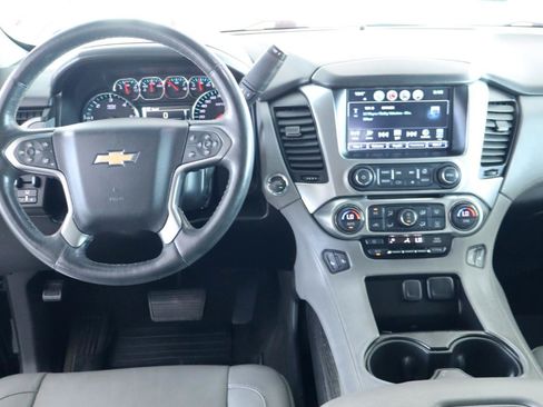 Used 2016 Chevrolet Tahoe LT w/ Luxury Package RWD image 17