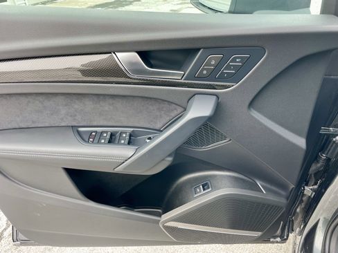 Used 2024 Audi SQ5 Premium Plus w/ Premium Plus Package image 12