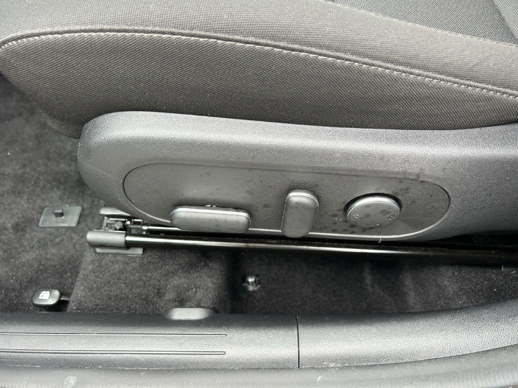 Certified 2024 Hyundai Kona SEL FWD image 24