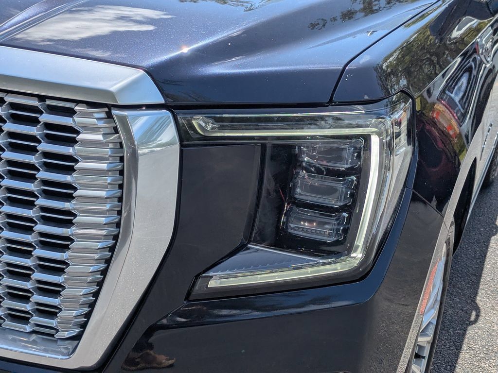 Used 2023 GMC Yukon Denali RWD image 10