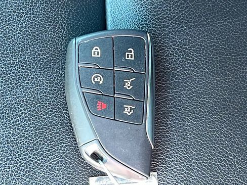 Used 2023 Chevrolet Tahoe Z71 w/ Luxury Package image 29