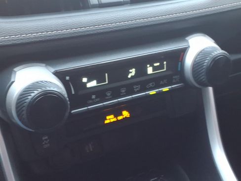 Used 2023 Toyota RAV4 LE FWD image 26