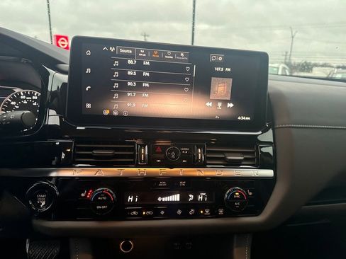 New 2026 Nissan Pathfinder SV AWD/4WD image 19