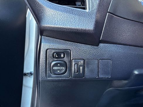 Used 2015 Toyota Corolla S image 21