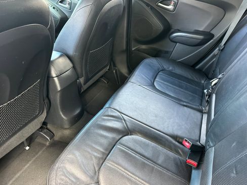 Used 2012 Hyundai Tucson Limited FWD image 25