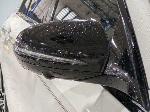 Used 2021 Mercedes-Benz E 350 Sedan image 11