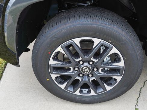 New 2026 Toyota Tundra Limited image 11