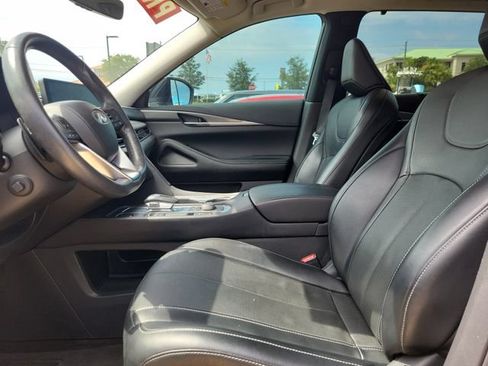 Used 2023 INFINITI QX60 Luxe w/ Cargo Package FWD image 4