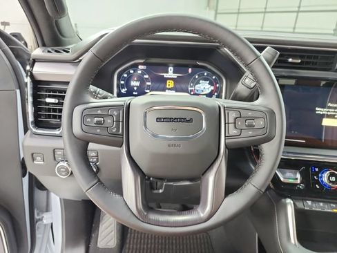 New 2026 GMC Sierra 2500 Denali Ultimate AWD/4WD image 24