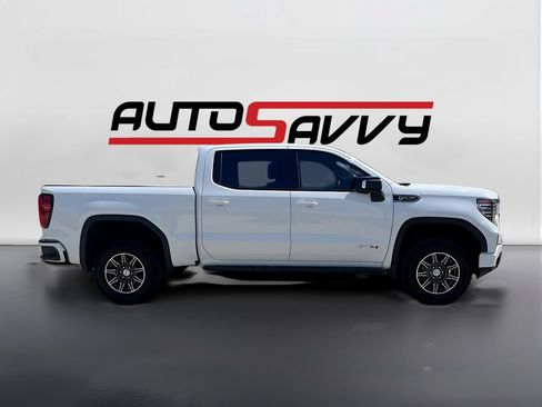 Used 2024 GMC Sierra 1500 AT4 w/ AT4 Premium Package AWD/4WD image 1