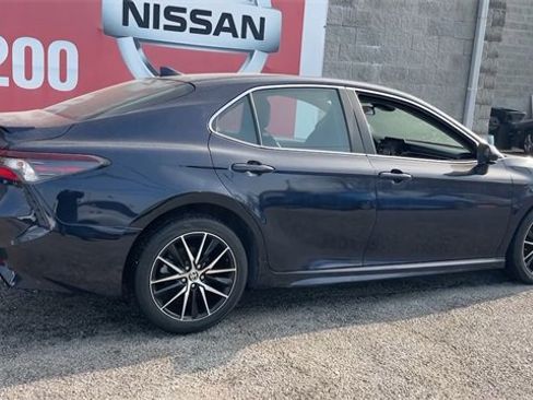 Used 2021 Toyota Camry SE image 20